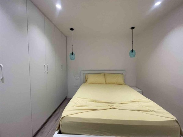 Tirane, jepet me qera apartament 1+1 Kati 4, 50 m² 550 € (Shkolla Harry Fultz)