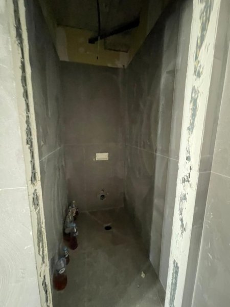 Tirane, jepet me qera zyre Kati 14, 437 m² 10.050 € (Downtown One)