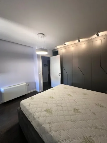 Tirane, jepet me qera apartament 2+1 Kati 4, 100 m² 600 € (Prane rrethit te Astirit)