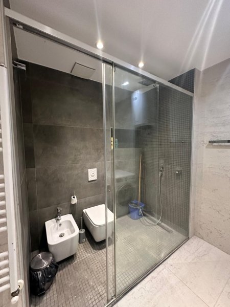 Tirane, jepet me qera apartament 2+1 Kati 4, 100 m² 600 € (Prane rrethit te Astirit)