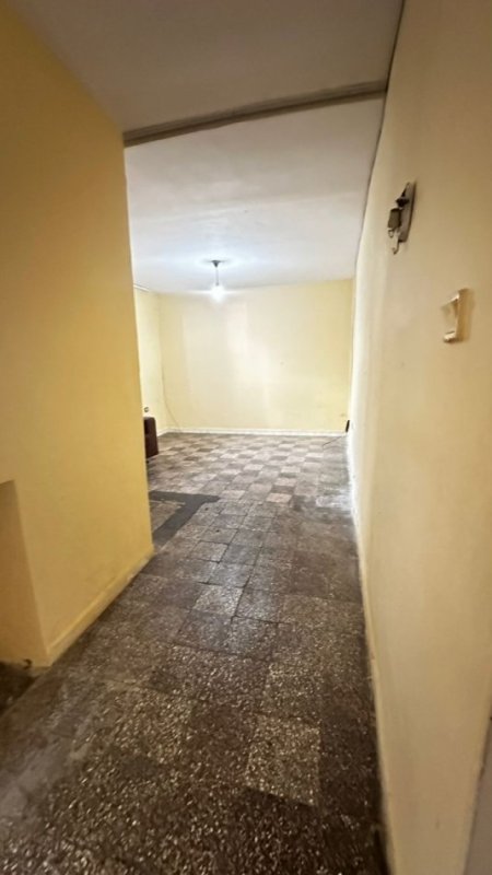 Tirane, shitet 1+1 Kati 1, 50 m² 118.000 € 