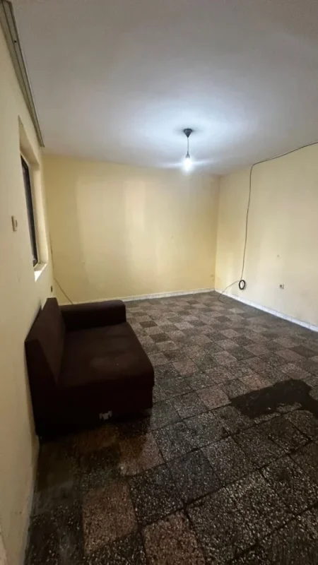 Tirane, shitet 1+1 Kati 1, 50 m² 118.000 € 