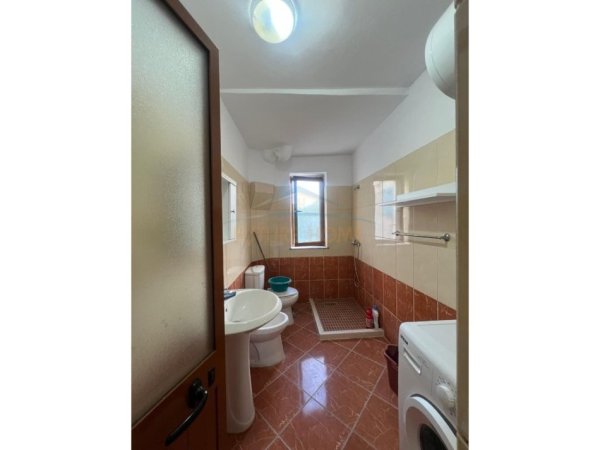 Tirane, jepet me qera apartament Kati 3, 65 m² 500 € 