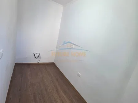 Shitet, Apartament 2+1, Xhamllik, Tirane. AREA59124