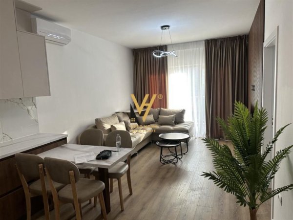 Tirane, jepet me qera apartament 2+1+Ballkon Kati 8, 80 m² 1.000 € (ZOGU I ZI)