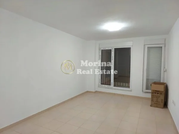 Tirane, jepet me qera apartament 2+1 Kati 2, 100 m² 450 € (5 Maji)