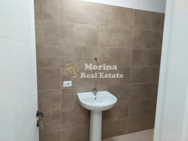 Tirane, jepet me qera apartament 2+1 Kati 2, 100 m² 450 € (5 Maji)