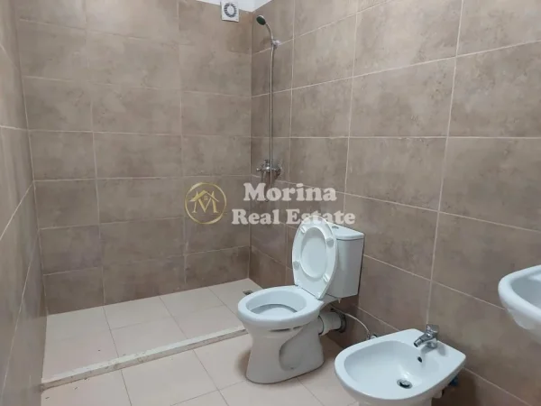 Tirane, jepet me qera apartament 2+1 Kati 2, 100 m² 450 € (5 Maji)