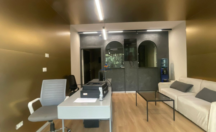 Tirane, jepet me qera ambjent biznesi Kati 0, 60 m² 830 € (VASIL SHANTO)