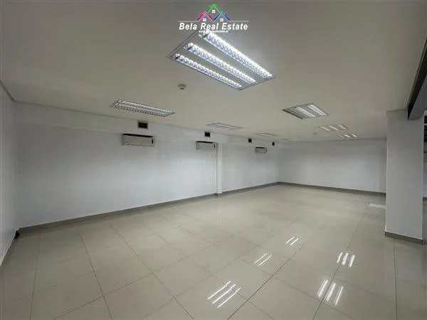 Tirane, jepet me qera dyqan Kati 0, 300 m² 4.000 € (ismail qemali)