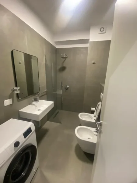 Tirane, shitet apartament 2+1 Kati 2, 95 m² 230.000 € 