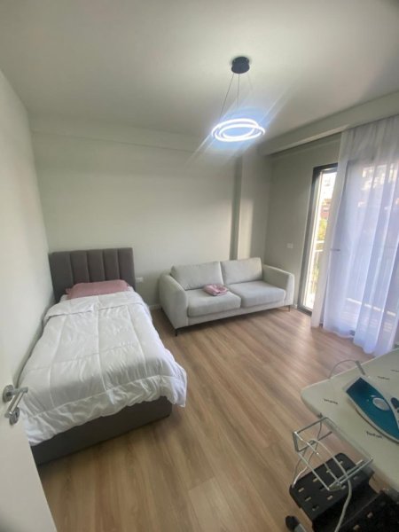 Tirane, shitet apartament 2+1 Kati 2, 95 m² 230.000 € 