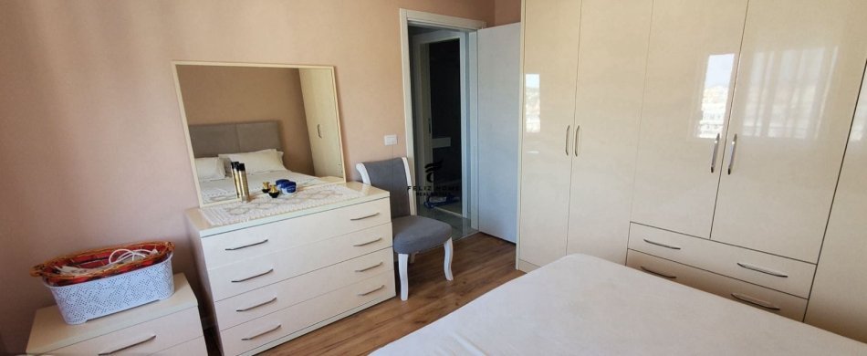 Tirane, jepet me qera apartament 2+1 Kati 11, 86 m² 650 € (KOMUNA E PARISIT)