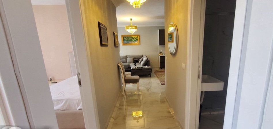 Tirane, jepet me qera apartament 2+1 Kati 11, 86 m² 650 € (KOMUNA E PARISIT)