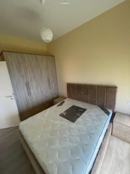 Tirane, jepet me qera apartament 2+1+Ballkon Kati 4, 80 m² 550 € (pasho hysa)