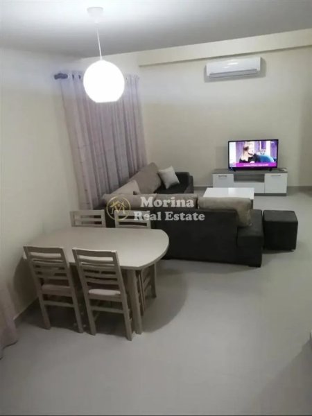 Tirane, jepet me qera Vile 2+1 Kati 2, 80 m² 450 € (Rruga Myslym Keta)