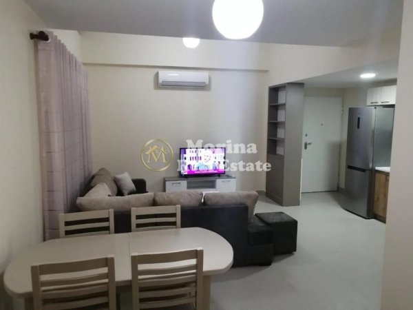 Tirane, jepet me qera Vile 2+1 Kati 2, 80 m² 450 € (Rruga Myslym Keta)