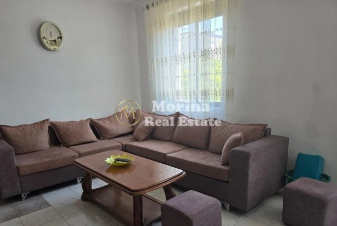 Tirane, jepet me qera apartament 2+1 Kati 3, 109 m² 550 € (Rruga e Durresit)