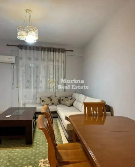 Tirane, jepet me qera apartament 2+1 Kati 4, 105 m² 700 € (Komuna e Parisit)