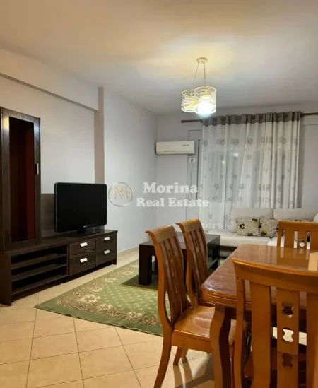 Tirane, jepet me qera apartament 2+1 Kati 4, 105 m² 700 € (Komuna e Parisit)