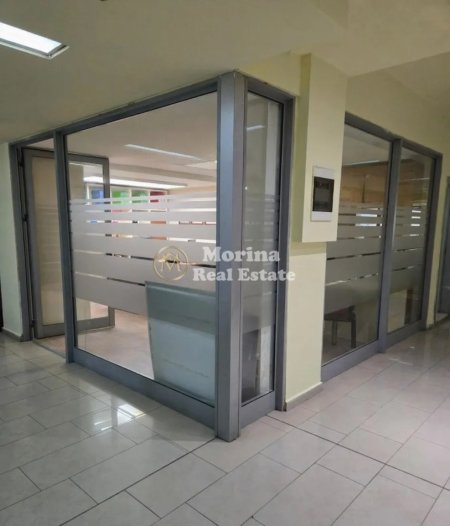 Tirane, shitet ambjent biznesi Kati 3, 22 m² 47.000 € (Condor Center)