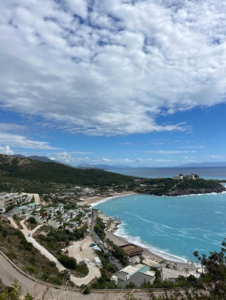 Himare, shitet toke ne bregdet , 520.000 m² 3.380.000 € (Jale)