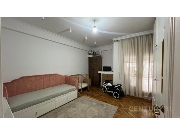 Tirane, shitet apartament 2+1 Kati 6, 113 m² 265.000 € (Ish Parku)