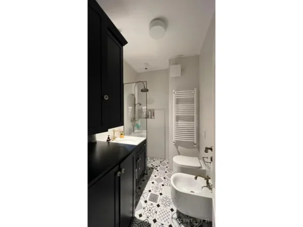 Tirane, shitet apartament 2+1 Kati 6, 113 m² 265.000 € (Ish Parku)