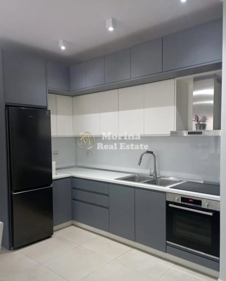 Tirane, jepet me qera Vile 2+1 Kati 3, 120 m² 430 € (Rruga Agon)