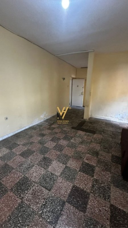 Tirane, jepet me qera apartament 1+1+Ballkon Kati 1, 50 m² 118.000 € (PAZARI I RI)