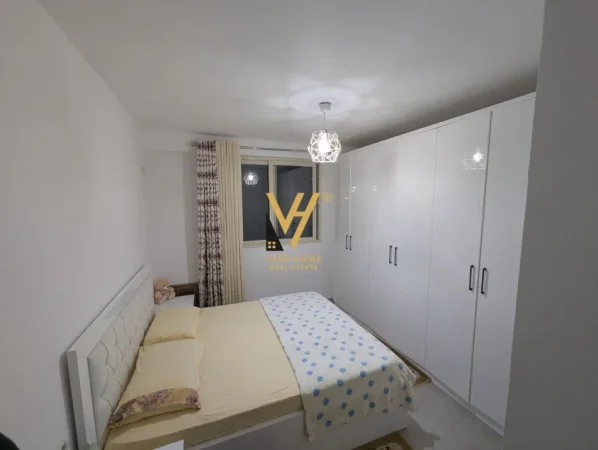 Tirane, jepet me qera apartament 1+1+Ballkon Kati 2, 65 m² 400 € (SHKOZE)