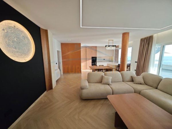 Durres, shitet apartament 2+1 , 217 m² 500.000 € 