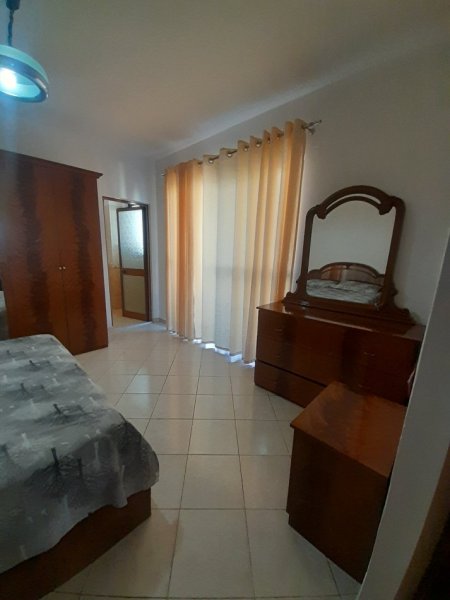 Tirane, jepet me qera apartament 2+1+Ballkon Kati 6, 95 m² 500 € Pranë Bar Bohem, Astir, Tiranë