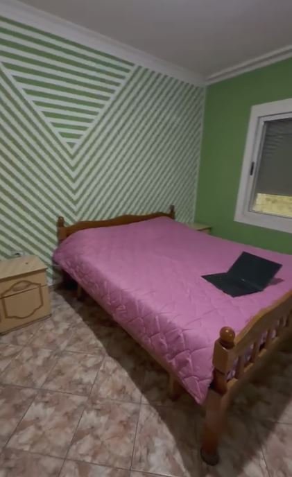 Jepet me Qera Apartament 1+1 tek Tek ish Restorant Durrësi, Kati 4, 70 m² 400 €URO