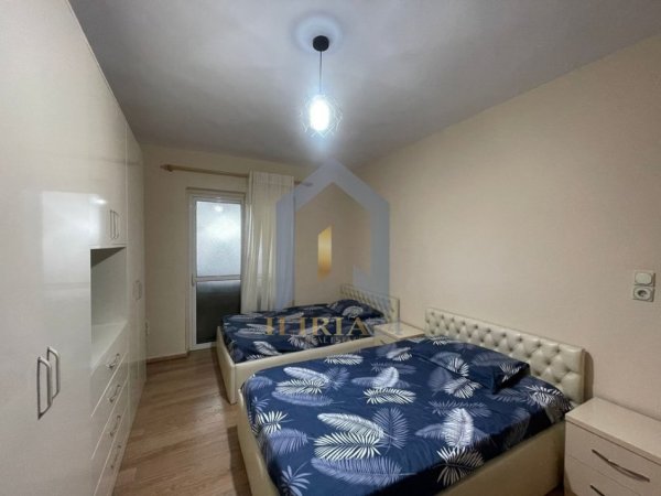 Tirane, shitet apartament 3+1+Ballkon Kati 4, 119 m² 255.000 € (Bllok Rruga Perlat Rexhepi)