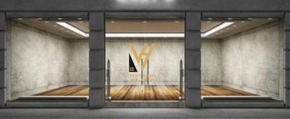 Tirane, shitet dyqan Kati 0, 166 m² 1.150.000 € (BULEVARDI GJERGJ FISHTA)