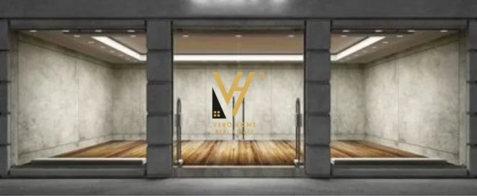 Tirane, shitet dyqan Kati 0, 166 m² 1.150.000 € (BULEVARDI GJERGJ FISHTA)