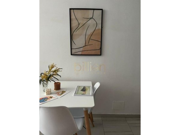 Tirane, shitet apartament duplex 1+1 Kati 1, 60 m² 75.000 € (rruga 5 maji)