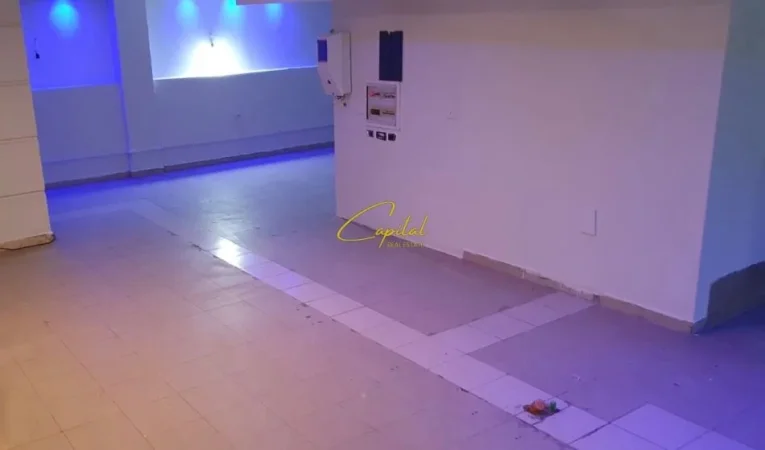 Tirane, jepet me qera ambjent biznesi Kati -1, 170 m² 750 € (VASIL SHANTO)