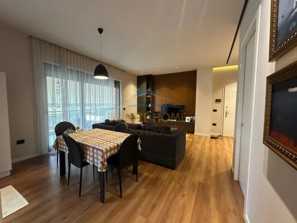 Shitet Apartament 2+1 Kompleksi Delijorgji, 410.000€