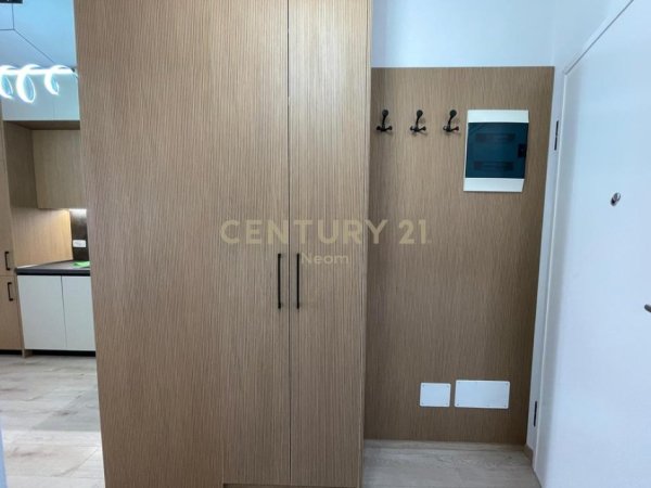 Tirane, jepet me qera apartament 1+1 Kati 1, 62 m² 700 € (Liqeni Thate)