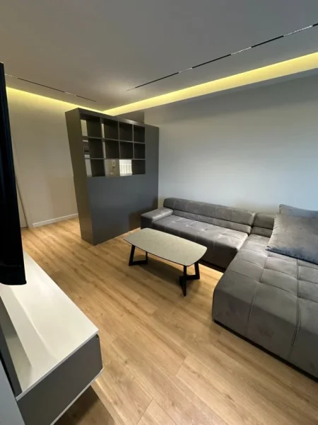 Tirane, shitet apartament 2+1+Ballkon Kati 7, 105 m² 210.000 € (River Residence)