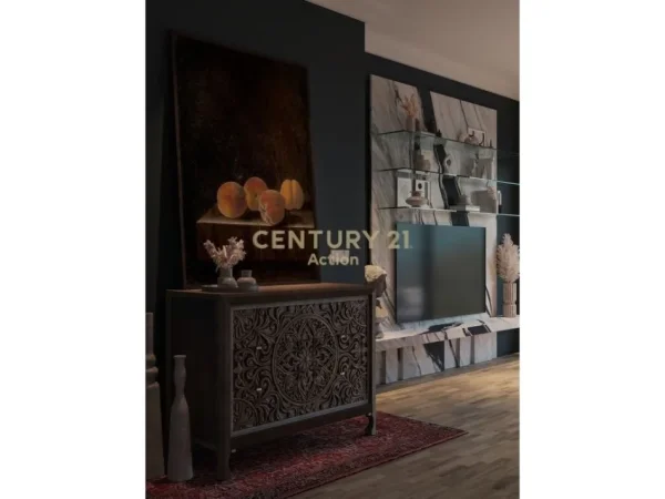 Tirane, jepet me qera apartament 2+1 Kati 4, 149 m² 2.300 € (Rruga e Kosovareve)