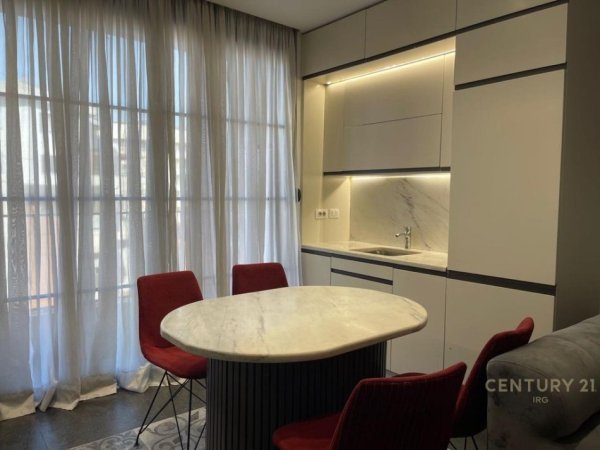 Tirane, jepet me qera apartament 2+1 Kati 2, 65 m² 650 € (Kodra e Diellit)