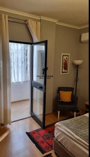 Tirane, jepet me qera apartament 1+1 , 74 m² 600 € (SHKOLLA E BALETIT)