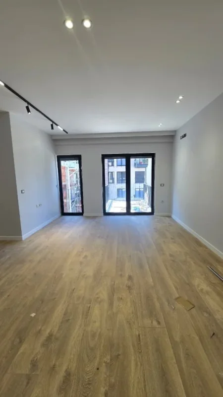 Tirane, shitet apartament 1+1 Kati 2, 76 m² 135.000 € (Kodra e diellit 2)