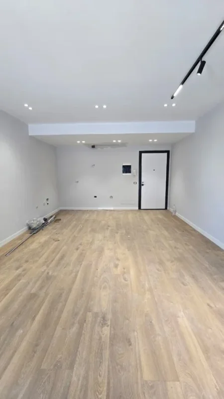 Tirane, shitet apartament 1+1 Kati 2, 76 m² 135.000 € (Kodra e diellit 2)