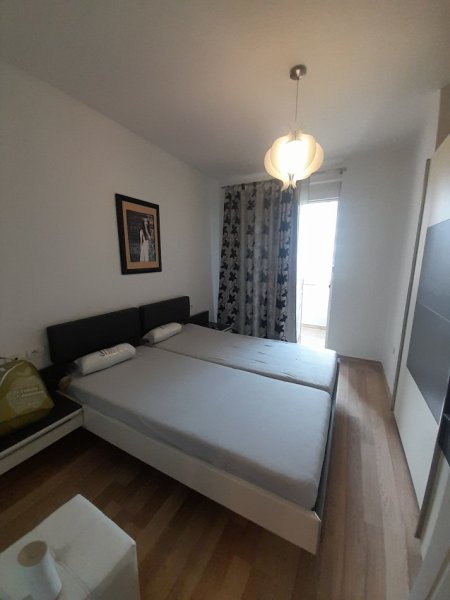 Tirane, jepet me qera apartament 2+1+Ballkon Kati 3, 100 m² 500 € (Astir Tirane)