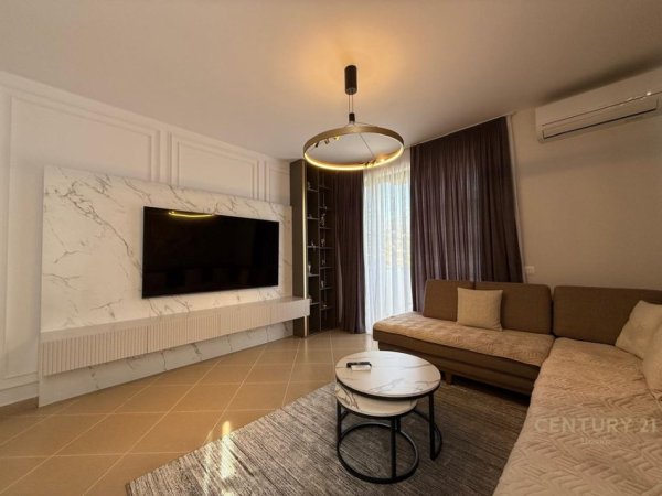 Tirane, jepet me qera apartament 2+1 Kati 6, 116 m² 600 € (Shkoze)