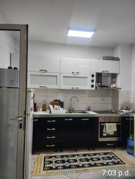 Tirane, shitet apartament 2+1 Kati 5, 75 m² 160.000 € (Ish Parku i Autobuzave)